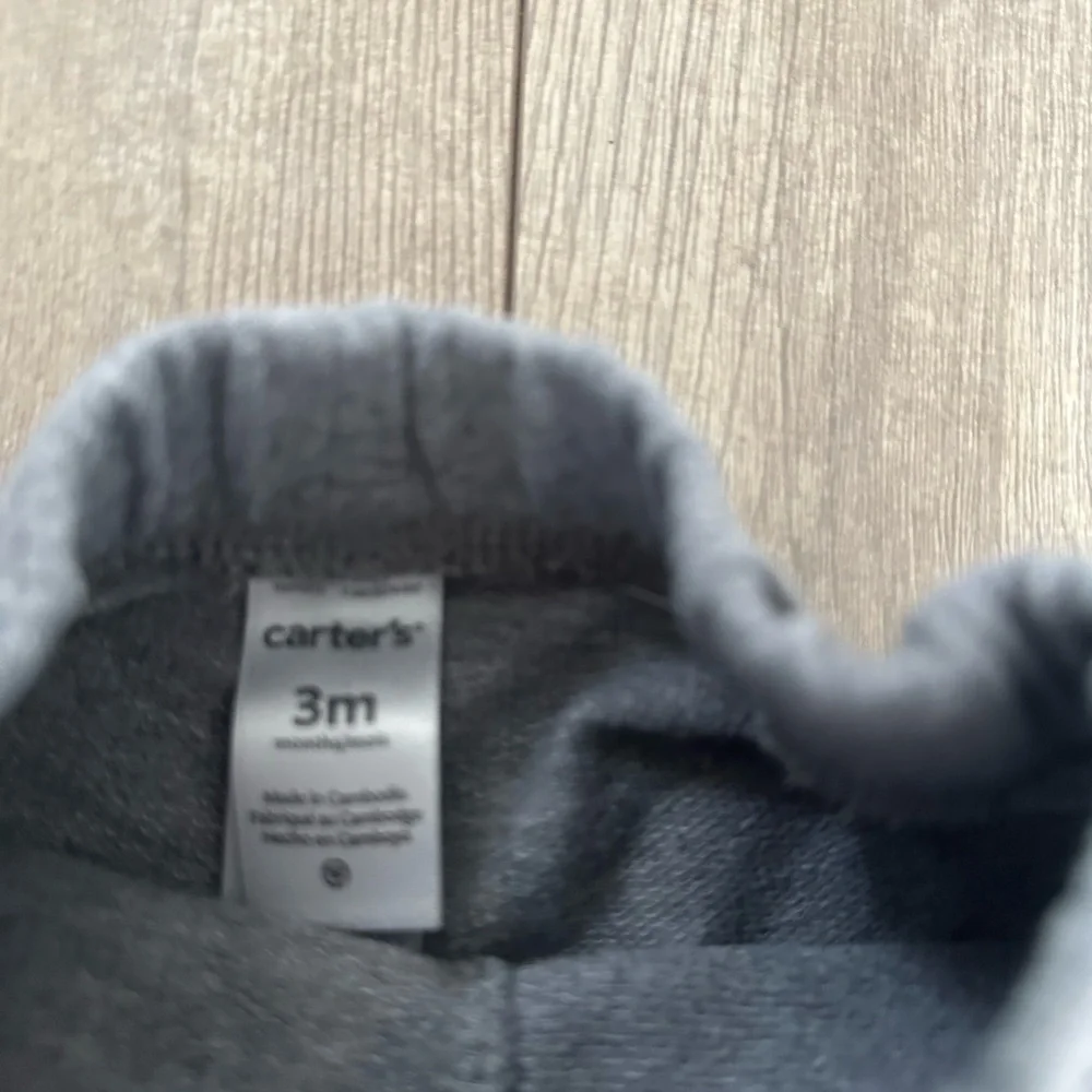Carter’s & Cat & Jack 0-3 months Baby Boy matching outfit sweater